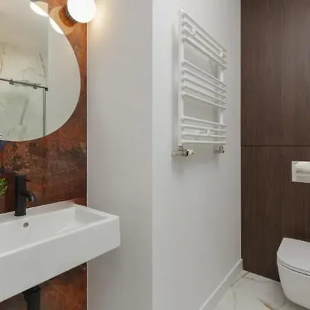 Hotel Ochota Lopuszanska By Arrenda Varsovia