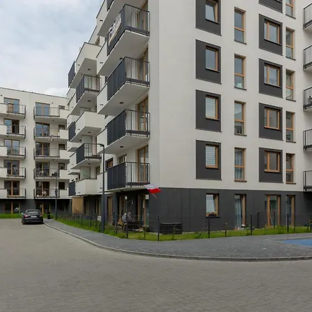 Otel Ochota Lopuszanska By Arrenda