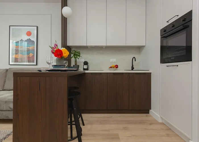 Ochota Lopuszanska By Arrenda Szálloda *